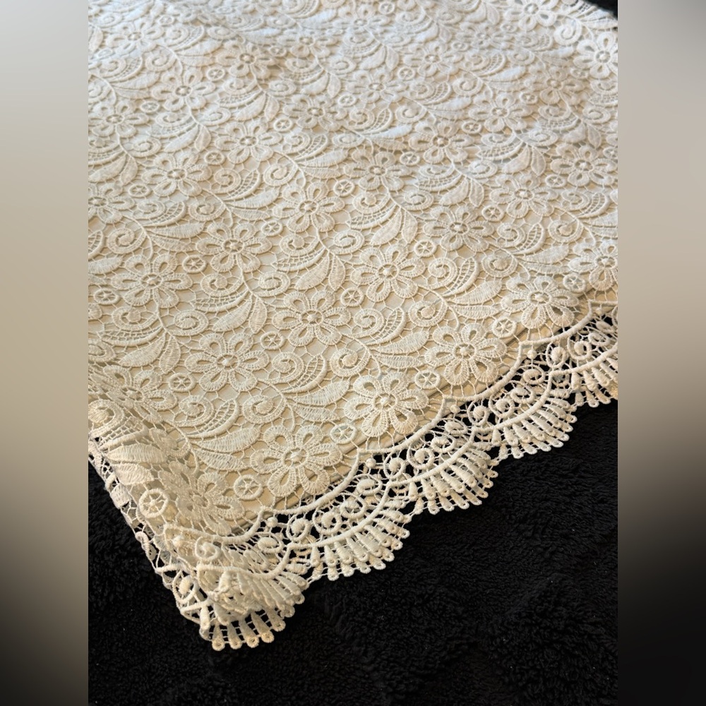 Uniqlo Lace Skirt